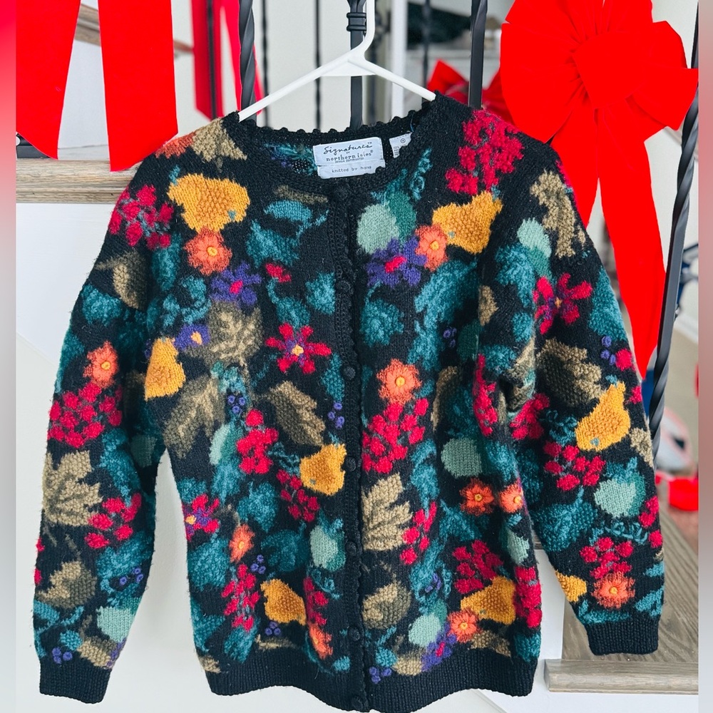 VINTAGE Signatures by Northern Isles womens vintage wool sweater size M - Picture 3 of 11